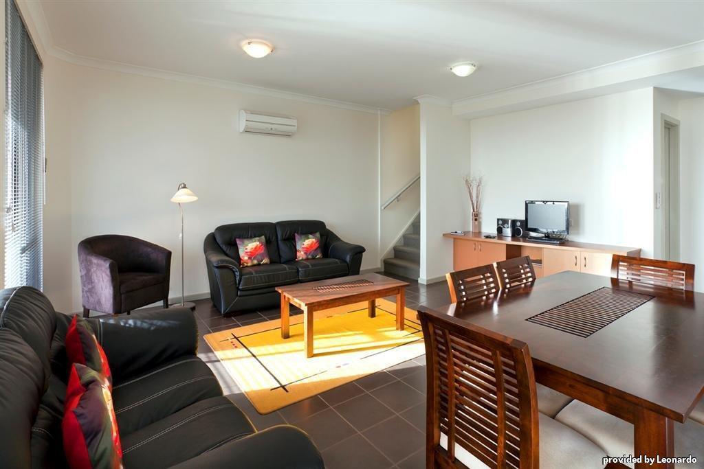 Cosy Corner Sea View Apartments Albany Room photo